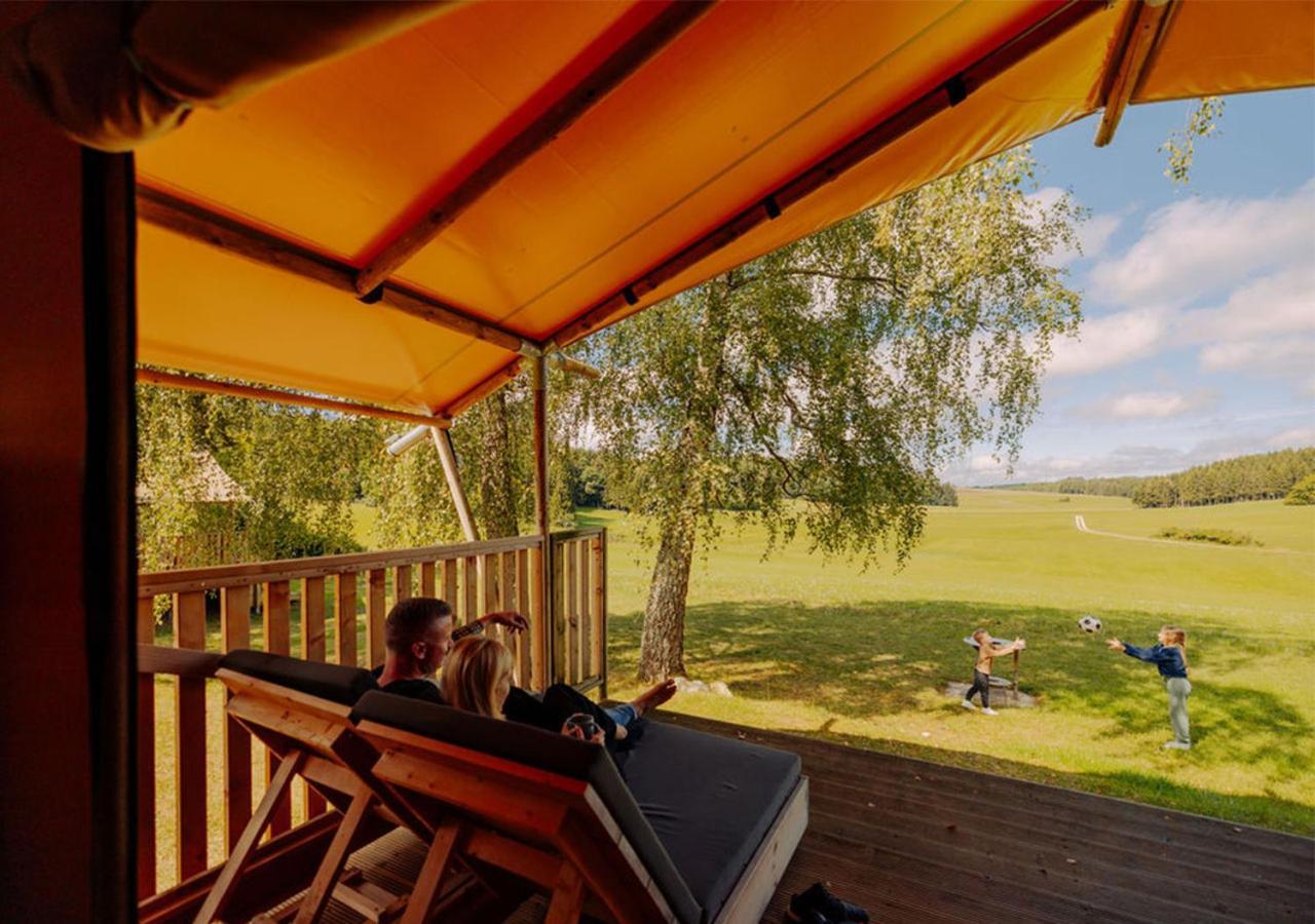Azur Camping Schwaebische Alb Sonnenbühl Exteriör bild